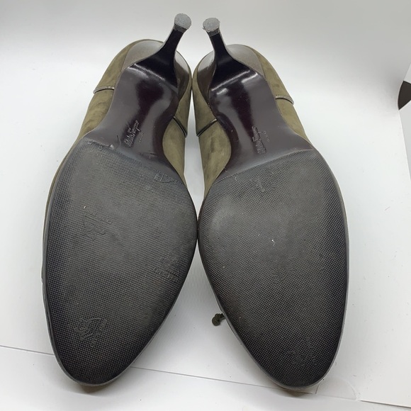 Salvatore Ferragamo Suede Olive Green Heels Size 12B - Picture 4 of 6